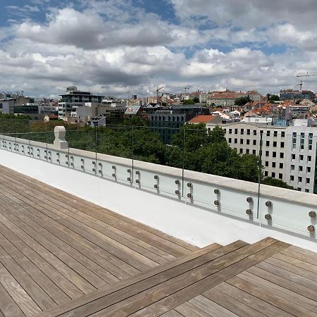 New!! Luxury Avenida Da Liberdade Flat- With Rooftop And Pool Lägenhet Lisboa Exteriör bild